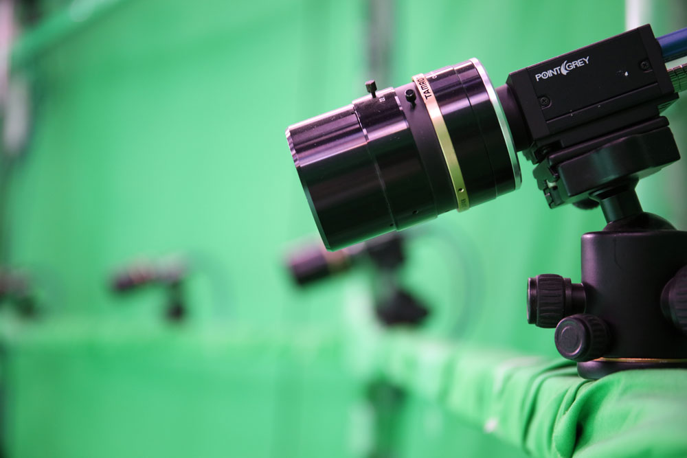 ������AR+