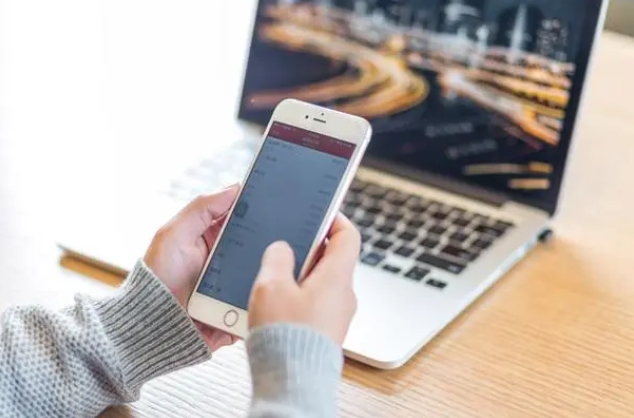 高端網(wǎng)頁(yè)設(shè)計(jì)頁(yè)面線(xiàn)條的使用 高端網(wǎng)頁(yè)設(shè)計(jì)頁(yè)面線(xiàn)條的使用